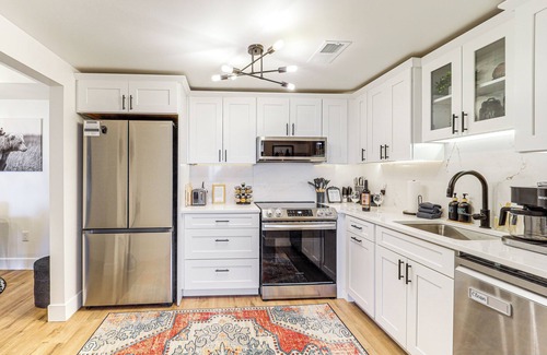 Sugar Mountain Condo | Sugartop Resort Condo: Grandfather Mountain Views!