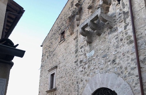 Poggio San Lorenzo House | SUGGESTIVA CASA MEDIEVALE