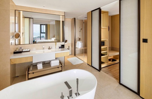 Chuanshan District Hotel | Suining Marriott Hotel