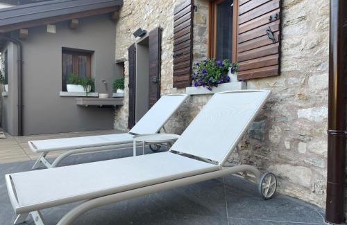 Trichiana Ski Chalet | Suite 110