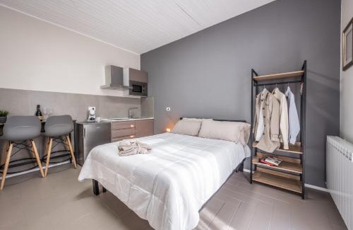 Crocetta-San Lazzaro-Modena Est Apartment | Suite 649 Mono con terrazzo