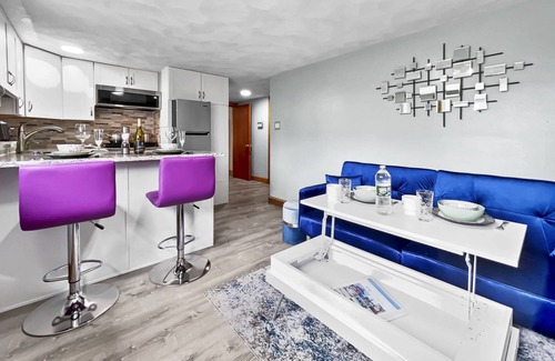 Chelsea Condo | Suite at House of L: near Boston, Hospitals, Encore Casino, Walk to Bus, Fast WiFi, Driveway