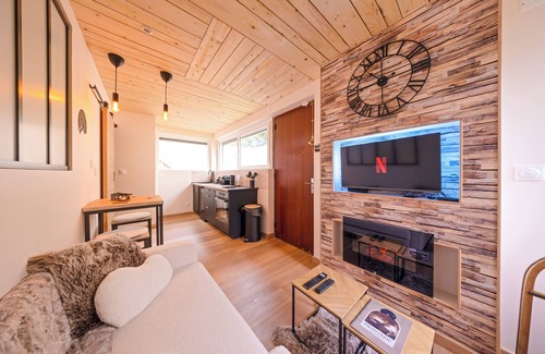 Saint-Chamond Apartment | SUITE CHALET K