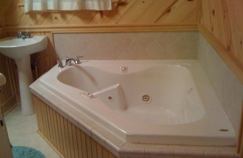 San Angelo Bed & Breakfast | Suite, Courtyard view at Music Garden Mansion