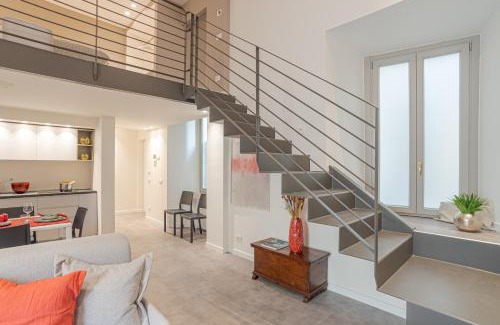 Como City Centre Apartment | Suite della Corte - by MyHomeInComo