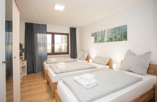 Winterberg Apartment | Suite Deluxe for 5 - 2 Bedrooms - Free Private Parking - 5 Min to Slopes - Terrace