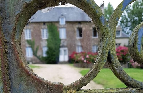 Sainte-Honorine-de-Ducy House | Suite colette with garden view