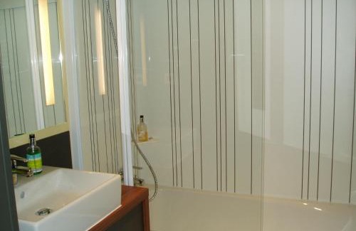 Bouc-Bel-Air Apartment | Suite Home Aix en Provence Sud TGV