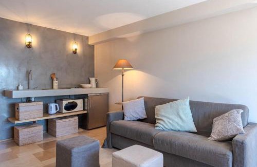 Cernobbio Apartment | Suite in Villa Emilia- amazing lake view