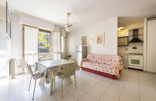 Marina di Massa Apartment | Suite Mare 7 By MMega
