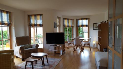 Ernetschwil Bed & Breakfast | Suite mit Parkplatz Gebertingen