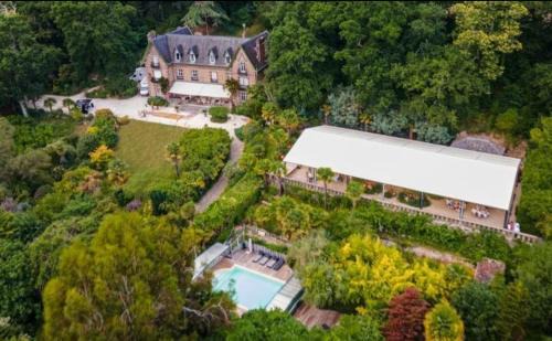 Saint-Jean-le-Thomas Bed & Breakfast | Suite Napoléon 3, vue Mont St Michel, avec balcon