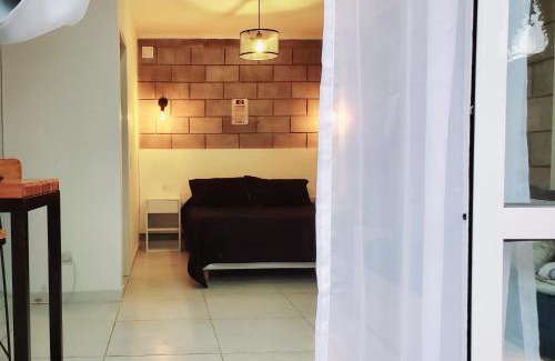 Monte Grande Apartment | Suite NY, moderno departamento monoambiente -15 min Aerop
