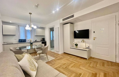 Bellagio Apartment | Suite Queen - Bellagio Luxury Suite Apartments