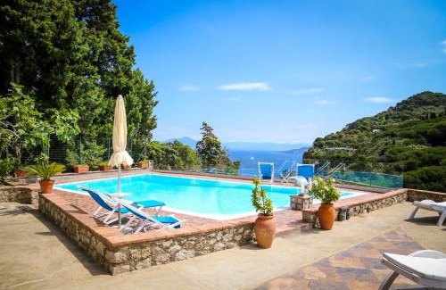 Tiberio House | Suite Villa Carolina