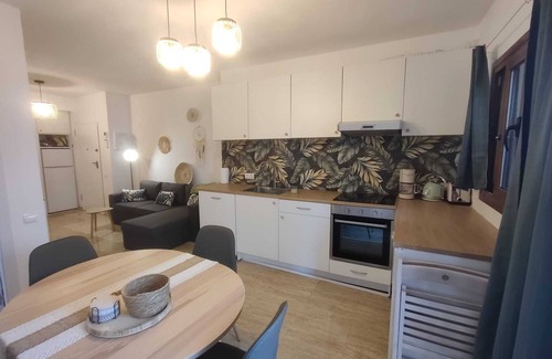 Guaro House | Suites & Beds- Rincones del mundo