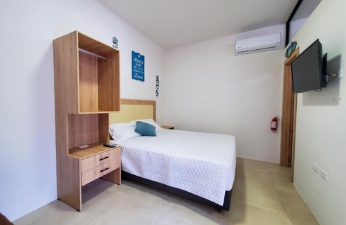 Manta House | SUITES BRISAMAR PLAYA SANTA MARIANITA Manta