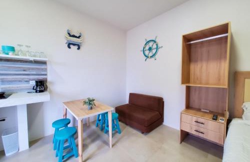 Manta House | SUITES BRISAMAR PLAYA SANTA MARIANITA Manta
