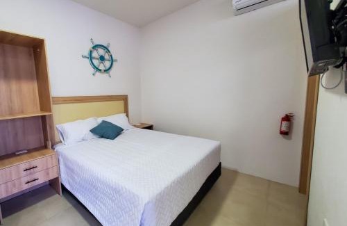 Manta House | SUITES BRISAMAR PLAYA SANTA MARIANITA Manta