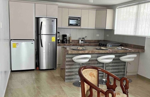 Caranqui Condo | Suites Los Sauces Elegancia y Confort