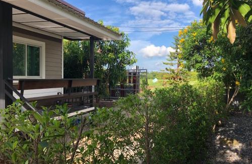 Si Bun Rueang House | Sukanya Guesthouse