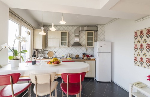 Sultanahmet Apartment | Sultanahmet: Luxury Apartment 4 Deluxe with seaview