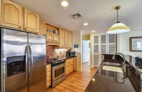 Hershey Beach Cottage | Summer Breeze