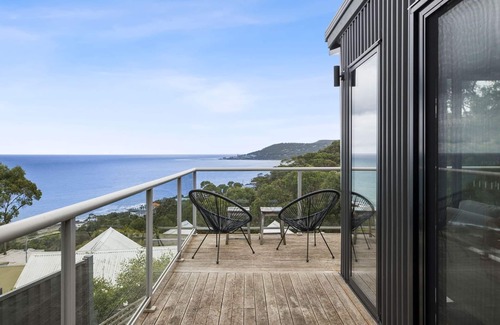 Lorne House | Summer By The Bay - Ocean Views