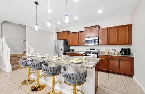 Loughman Villa | ✨ Summer Getaway! 25% OFF Private Pool Kid-Friendly 20 Min to Disney ✨