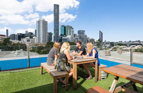 Brisbane Central Business District Hostel | Summer House Brisbane
