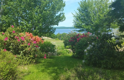 Boularderie Resort | Summer Snow Cottages & Event Center, Indoor Pool, Commercial Kitchen, Yacht