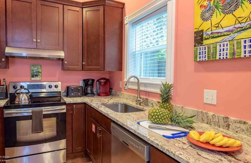 Downtown House | *SUMMER SOLSTICE @ OLD TOWN* Unique 9BR/9.5BA Compound + LAST KEY SERVICES…