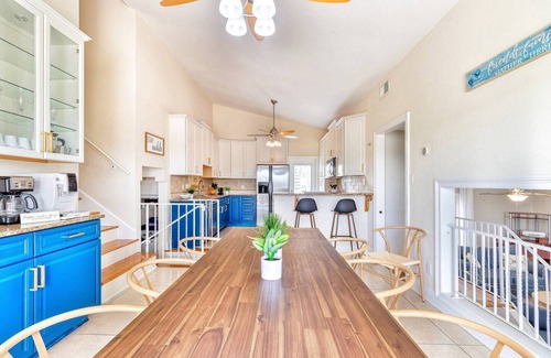 Villa Segunda House | Summer SPECIAL! Steps 2 Beach! Waterview! Pets Welcome!