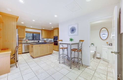 Santa Barbara House | Summerland Home w/Beach Supplies: Walk to Beach!
