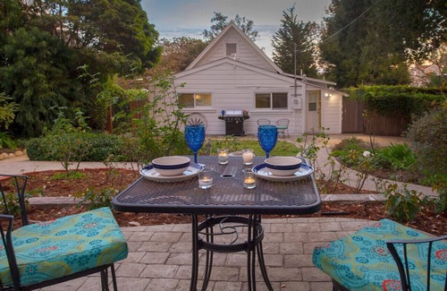 Summerland House | Summerland Stagecoach Cottage - A Historic Treasure in Summerland