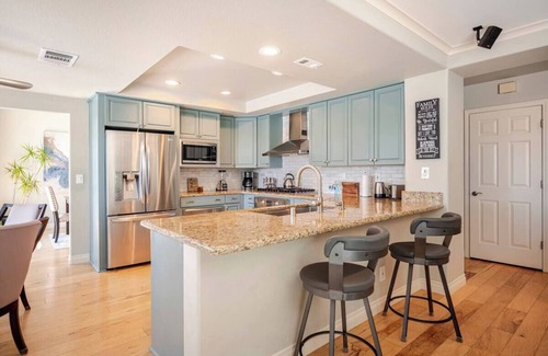 The Pueblo House | Summerlin Luxury View Home!POOL SPA BBQ 4 BD 3BA Pet OK