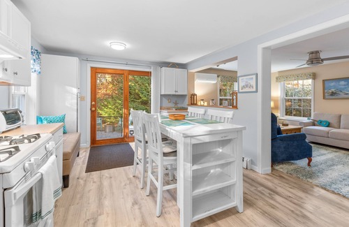 Summersea House | Summersea – Charming 4 BDR in Golf Community, Steps to Ockway Bay