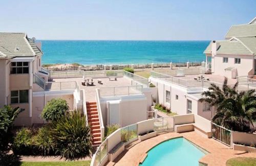 Pollok Beach Apartment | Summerseas