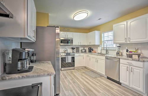 Summerville House | Summerville Family Home ~ 20 Mi to Charleston