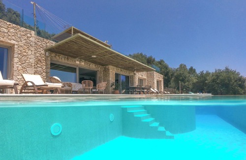 Spartylas Villa | Summerwine Villa 12 Guests Luxury Villa | Infinity Pool & Magnificent Sea Views