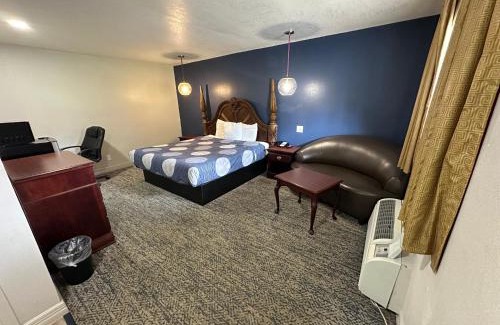 Dayton Hotel | Summit Inn - Dayton