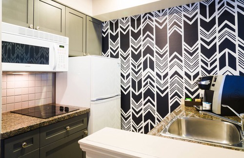 Village North Hotel | Summit Lodge Boutique Hotel