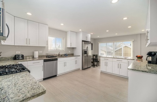 Summit House | Summit Rental - W 56th Street
