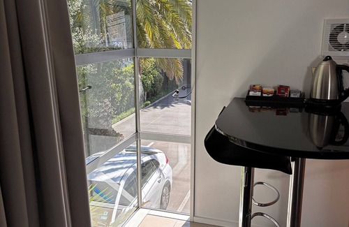 Sumner Apartment | Sumner Bay Motel & Apartments