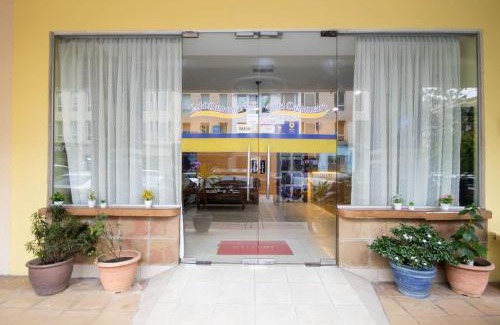 The Strand Hotel | Sun Inns Hotel Kota Damansara Near Hospital Sungai Buloh