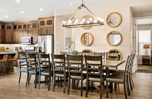 Santa Clara House | Sun-kissed in Paradise Village at Zion