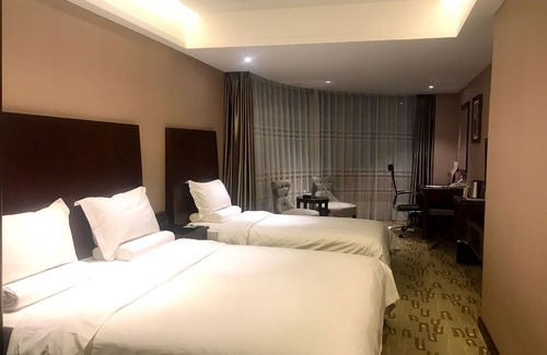 Dalian City Center Hotel | Sun Moon Lake Hotel