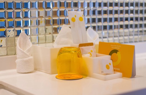 Daun Penh Hotel | SUN & MOON, Urban Hotel