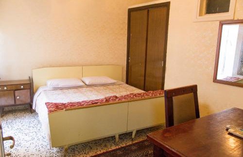 Jabal Al-Hussein Hotel | Sun Rise Hotel & Hostel & Tours
