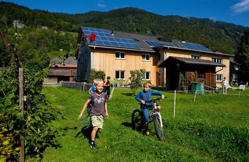 Grossdorf Apartment | Sun room - Sonne Bezau - Familotel Bregenzerwald